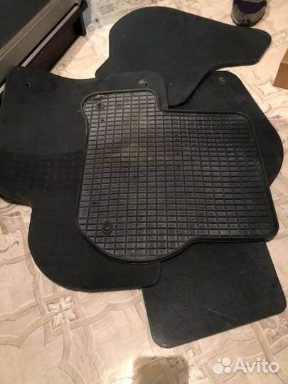 Автомобильные коврики резиновые volkswagen golf