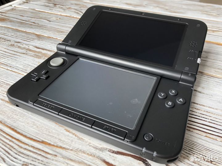 Nintendo 3ds xl 64gb