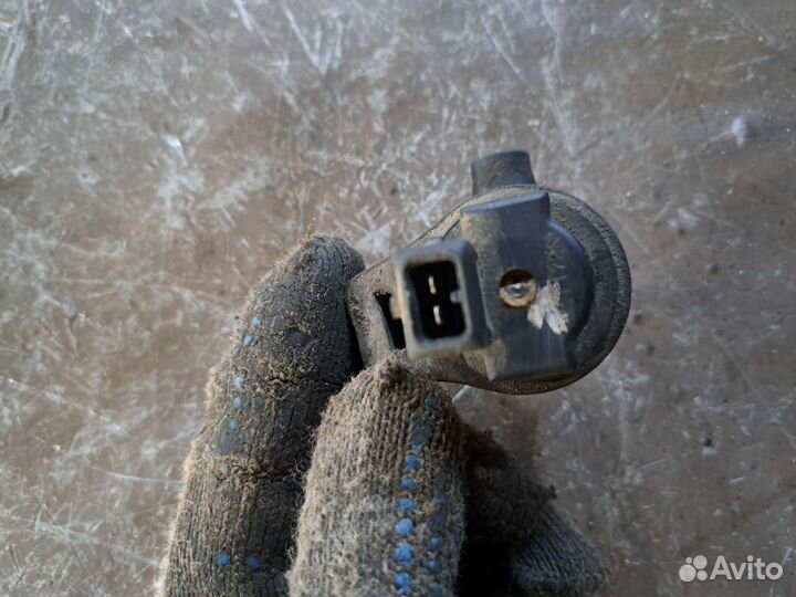 Клапан вентиляции бака Range Rover Vogue