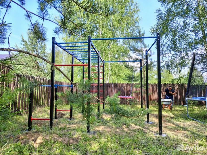 Спортивная площадка воркаут комплекс