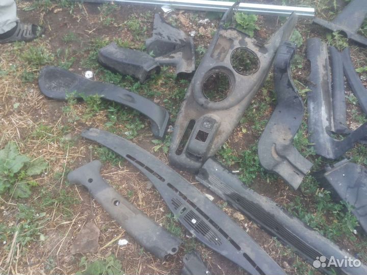 Пластиковые панэли на ниву шевроле 2004г