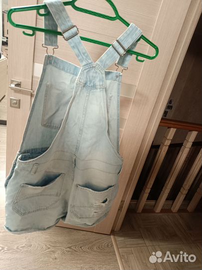 Джинсовый комбинезон для девочки