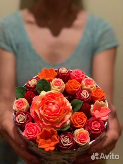 Бельгийский шоколад: букеты, клубника, украшения