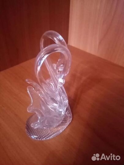 Лебедь, слон хрусталь