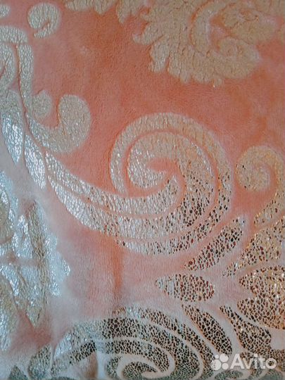 Плед велюровый,розовый с серебром,210на 260