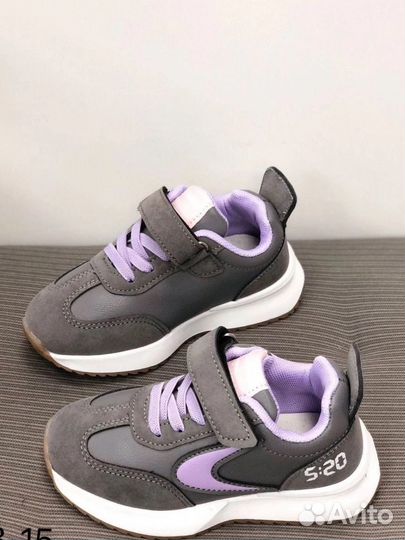 Кроссовки детские