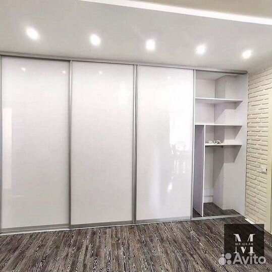 Стильный шкаф купе