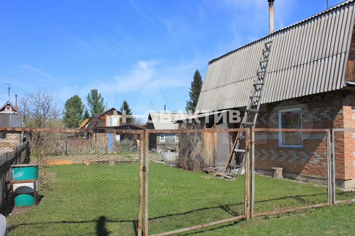 Дом 54,6 м² на участке 4 сот.