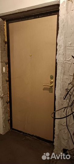 Дверь входная бу гардиан
