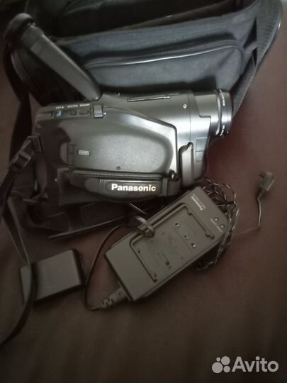 Видеокамера Panasonic NV-RX10EN