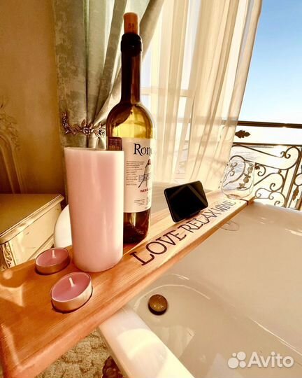 Столик - полка для ванной