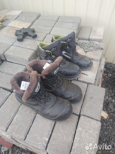 Рабочая спецодежда зимняя 48- 50, ботинки раз. 44