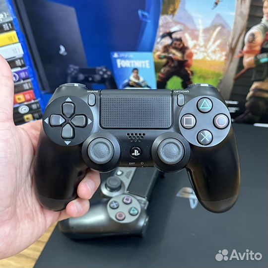 Sony PS4 Pro 1Tb / Ростест 2V