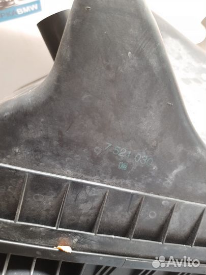 Корпус воздушного фильтра BMW 5-серия E60/E61