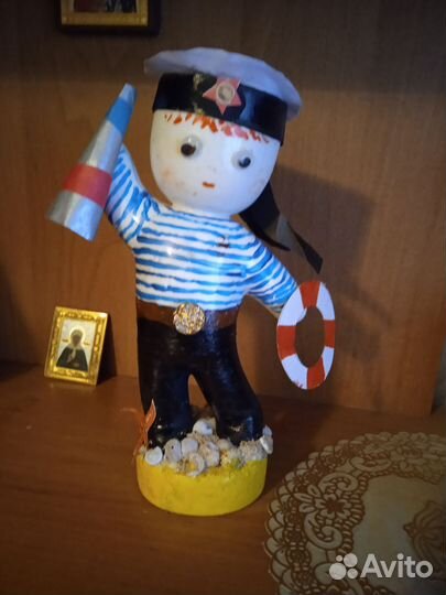 Статуэтка фарфор 