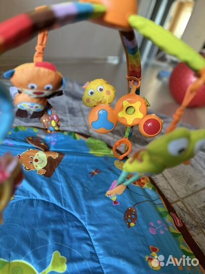 Развивающий коврик tiny love музыкальный