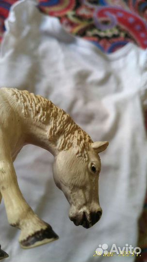 Лошадь schleich
