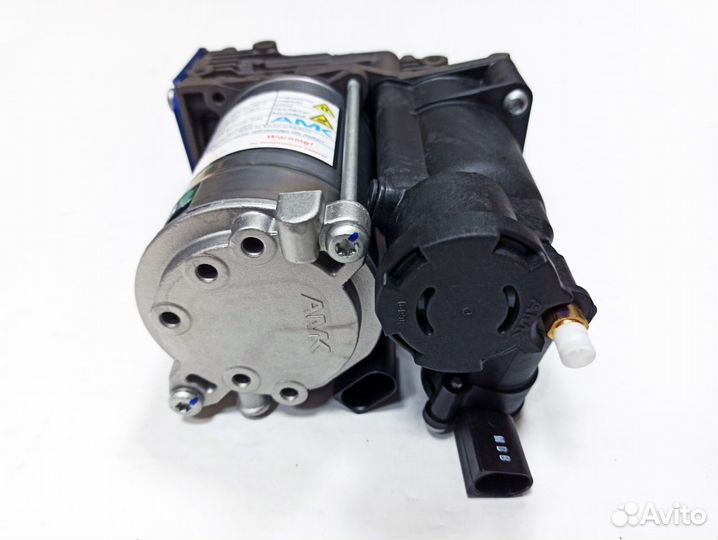 Компрессор пневмы BMW X6 E71 xDrive35d амк TOW