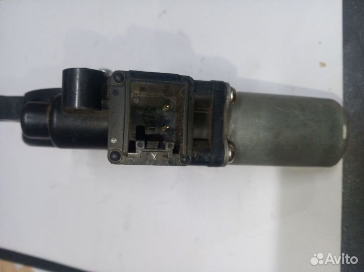 Mazda 6 (GG) (2002-2005) моторчик стеклоподъемника