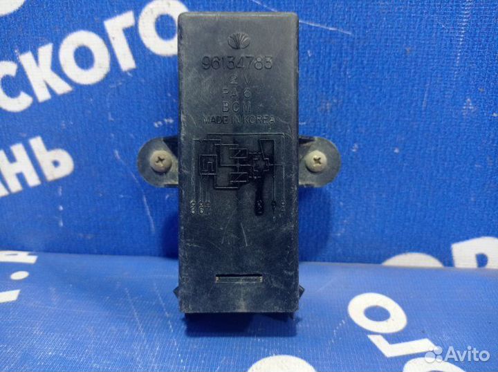 Блок управления центральным замком Daewoo Nexia