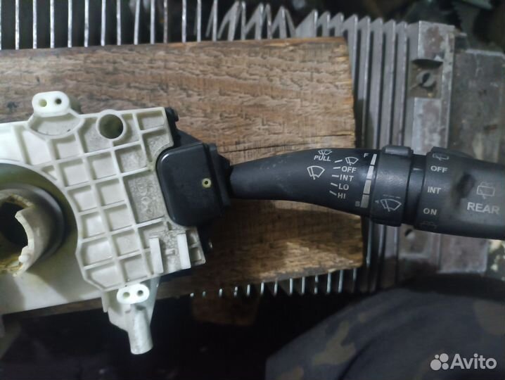 Подрулевой переключатель Kia Sorento 1