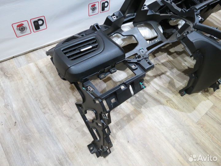 Торпедо Kia Rio 3