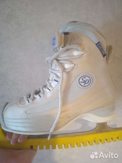 Коньки фигурные детские 32р