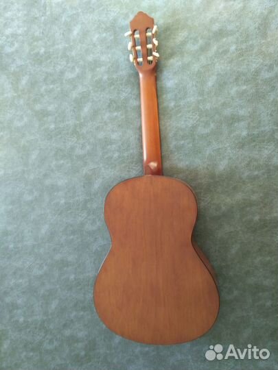 Классическая гитара Yamaha C40 +зимний чехол