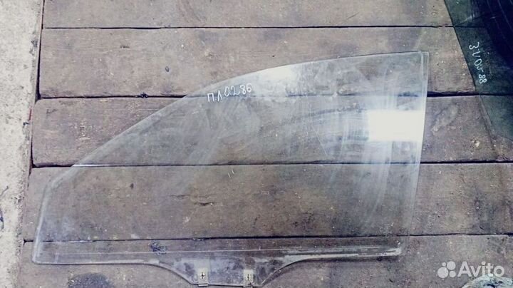 Стекло двери переднее заднее Mazda 626 FS GE