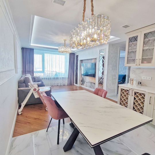 4-к. квартира, 117 м², 9/31 эт.