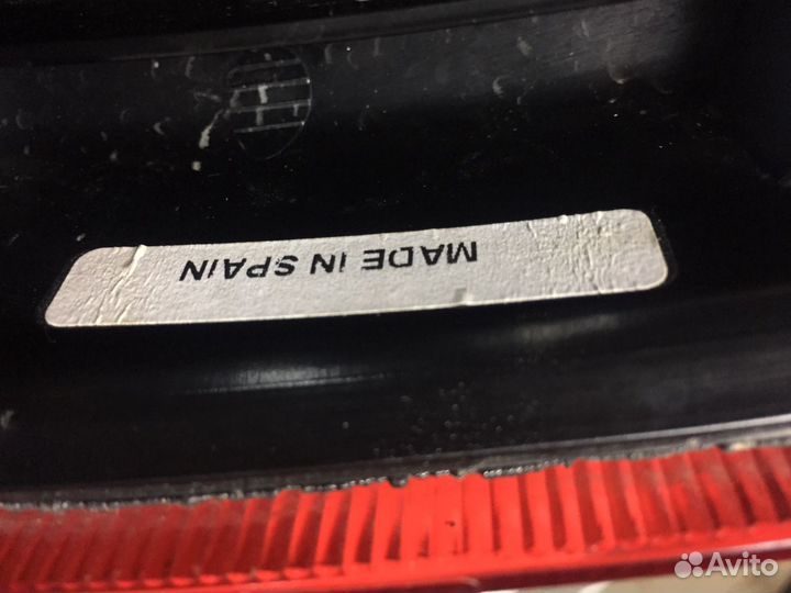 Вольво хс70 задний левый фонарь 9474848