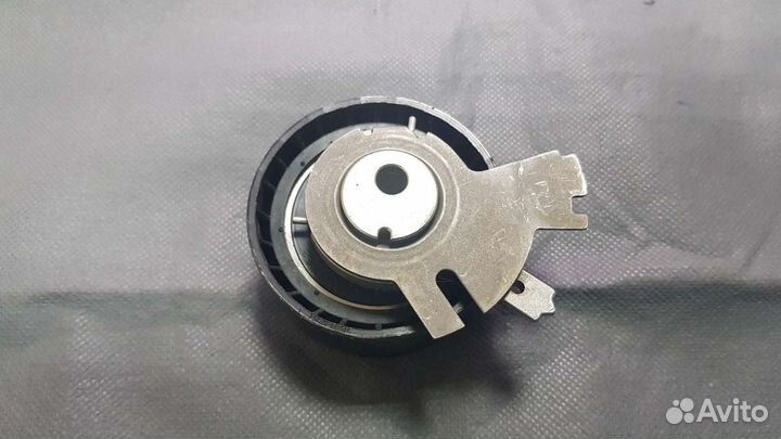 Ролик натяжной ремня грм Peugeot 206,307 1.6 16V