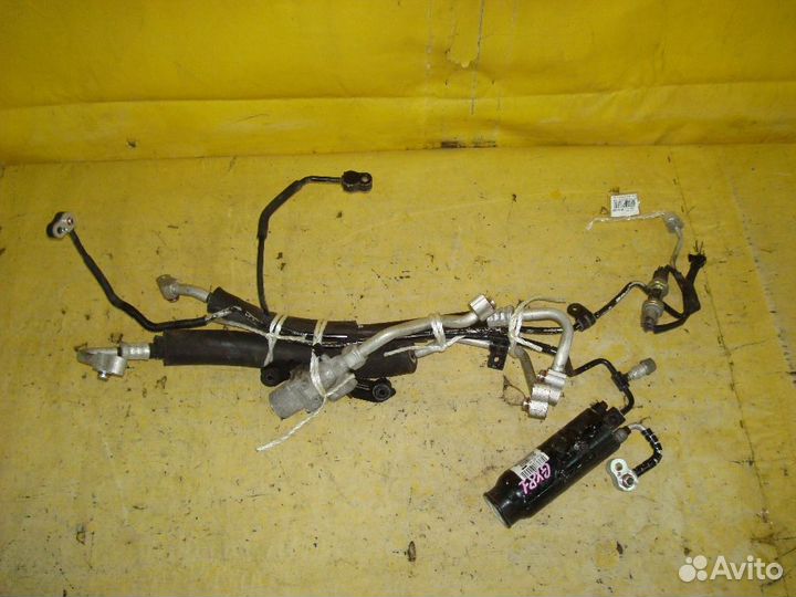 Шланг кондиционера Toyota Chaser GX81