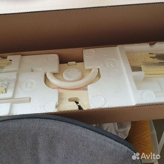 Продается вязальная машина LK 150 четвертый класс