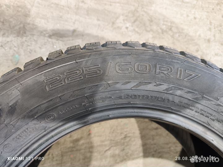 Nokian Tyres Hakkapeliitta 9 SUV 225/60 R17 103T