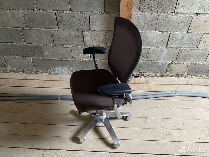 Кресло компьютерное Knoll