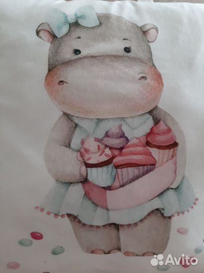 Бортики в кроватку для маленькой принцессы