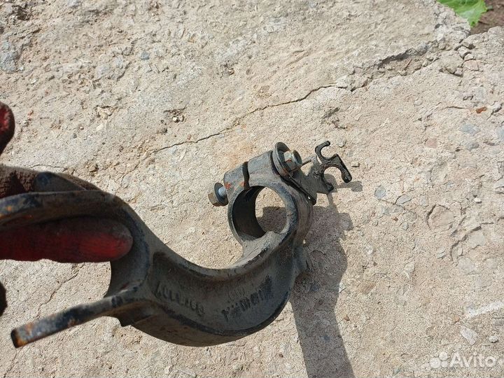 Вилка амортизатора передняя левая Audi A6 C7 CYP