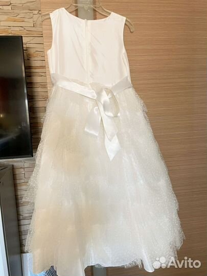 Нарядное платье