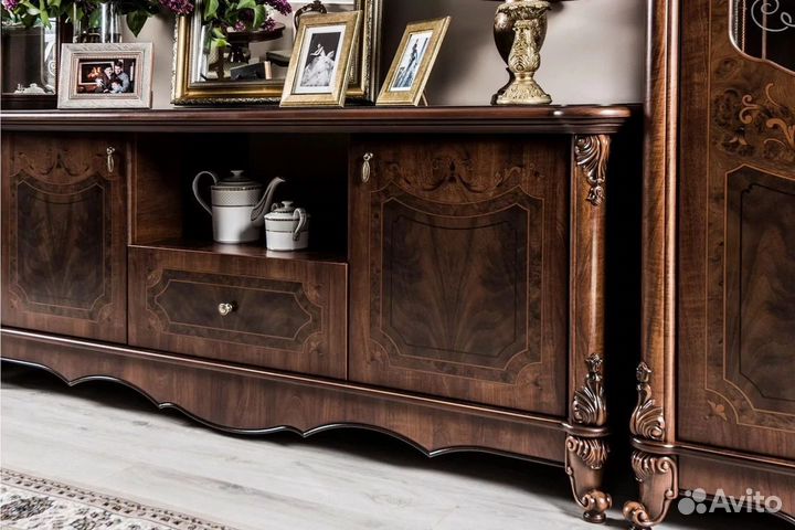 Гостиная в классическом стиле Илона караваджо