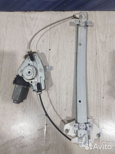 Стеклоподъемник задний Hyundai solaris Лев