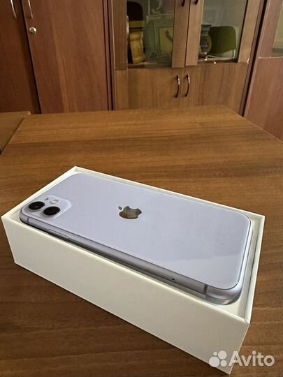 iPhone 11, 128 ГБ