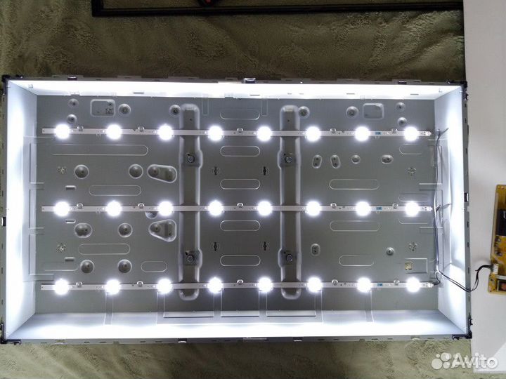 Телевизоры Samsung неисправные на разборе