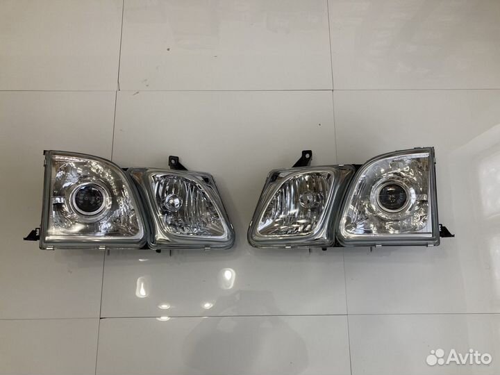 Фара (1шт) Lexus LX470 - под ксенон