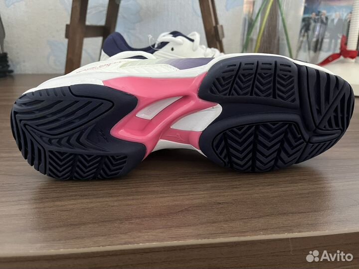 Кроссовки mizuno женские