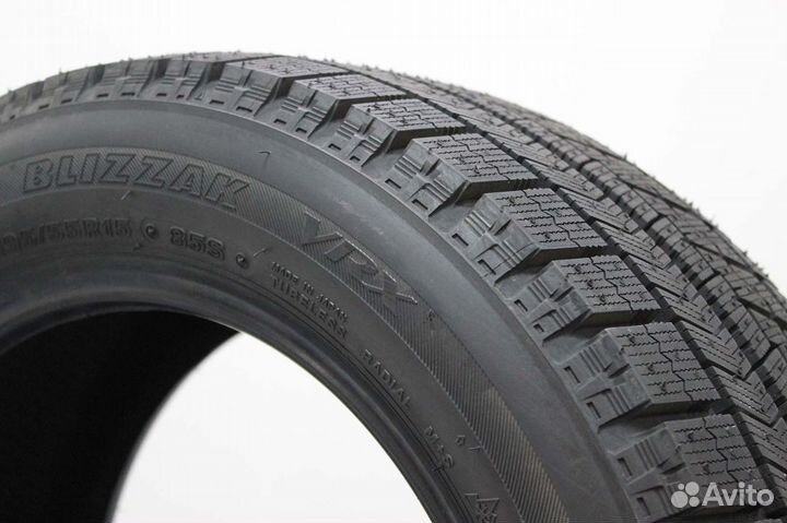 Bridgestone Blizzak VRX 235/55 R17 112