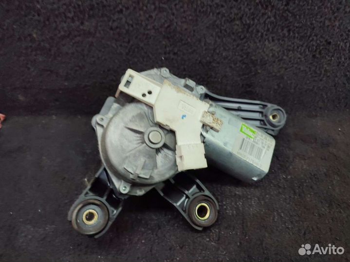 Моторчик заднего стеклоочистителя (дворника) для P