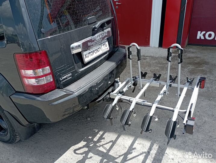 Велоплатформа на фаркоп для 4 велосипедов откидная
