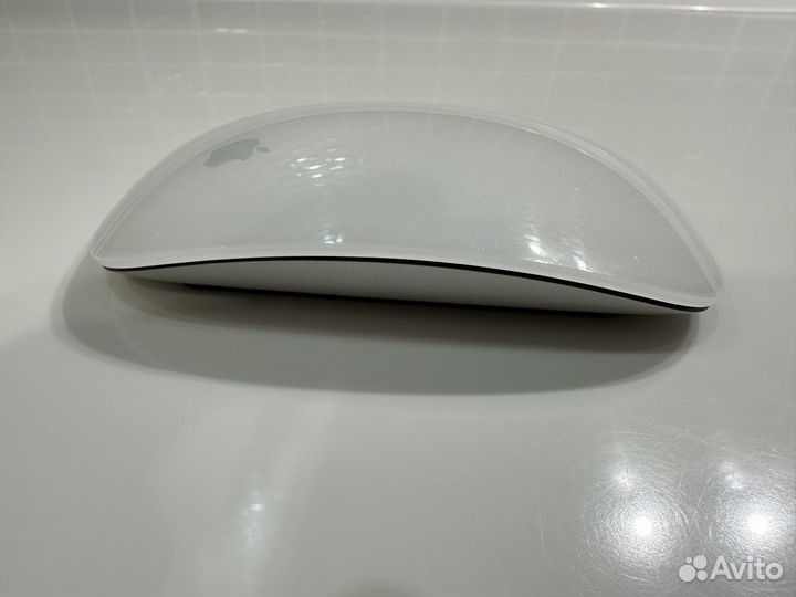 Мышь Apple Magic Mouse 1