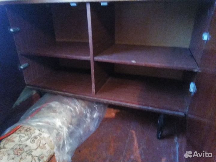 Тумба полированная.Винтажная.СССР